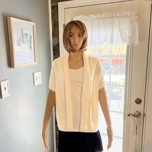 Chaus Shrug SZ LG‎